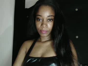 Enchantriss Chaturbate stream image from February 06, 2025