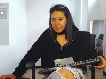 Lyla_Khalifa Chaturbate stream image from February 06, 2025