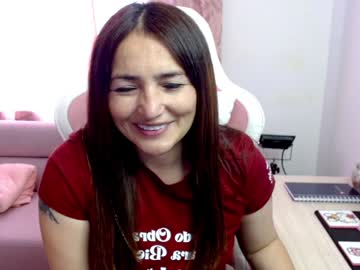 Evagrays Chaturbate stream image from February 06, 2025