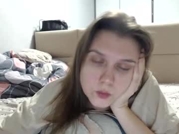 Firststarsara Chaturbate stream image from February 06, 2025