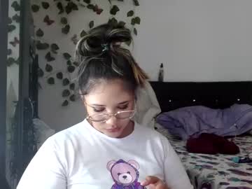 Hader_Wild21 Chaturbate stream image from February 06, 2025
