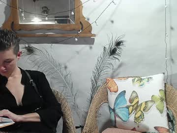 Helen_Victoria0 Chaturbate stream image from February 06, 2025