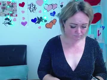 Snezhanarells Chaturbate stream image from February 06, 2025