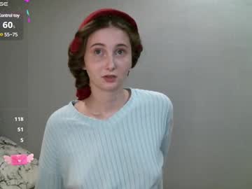 Yourcreamyister Chaturbate stream image from February 06, 2025