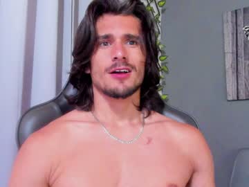 Axel_Owen Chaturbate stream image from February 06, 2025