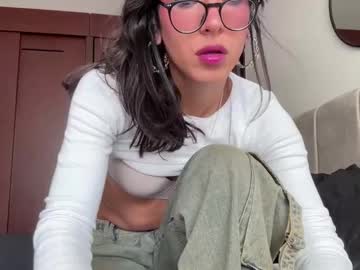 Cutiepiemiu Chaturbate stream image from February 06, 2025