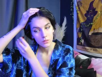 Hyeon_Jin Chaturbate stream image from February 06, 2025