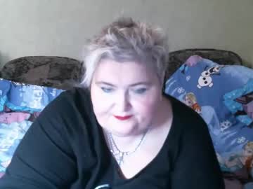 Lanacat555 Chaturbate stream image from February 06, 2025