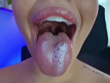Lisbet_21x Chaturbate stream image from February 06, 2025
