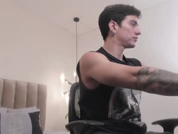 Harryy_Joness Chaturbate stream image from February 06, 2025