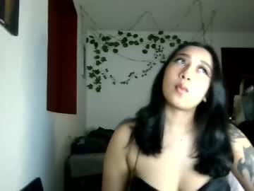 Damoofvenus Chaturbate stream image from February 06, 2025