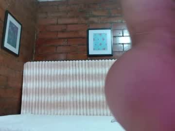 Misscaprii Chaturbate stream image from February 06, 2025