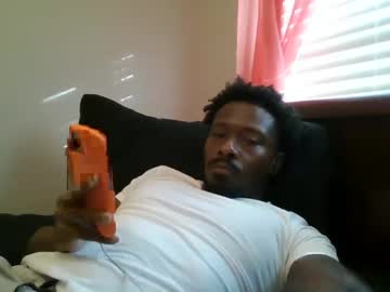Urbandicc214 Chaturbate stream image from February 06, 2025