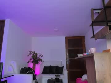 Alejaevangeline Chaturbate stream image from February 06, 2025