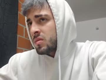 Axxelnauffal Chaturbate stream image from February 06, 2025