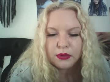 Kinkykarmenxxx Chaturbate stream image from February 06, 2025