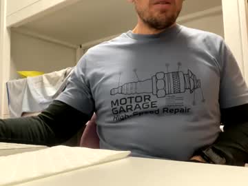 Tatuador40 Chaturbate stream image from February 06, 2025