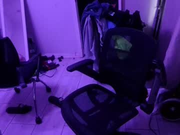 Yungdoggg13 Chaturbate stream image from February 06, 2025