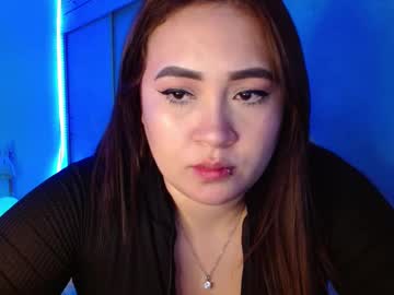 M33li Chaturbate stream image from February 07, 2025