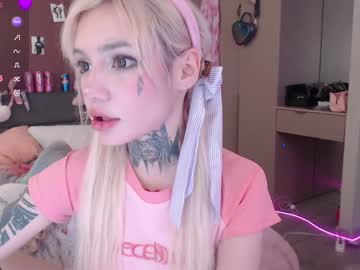 Molly_Siu Chaturbate stream image from February 07, 2025