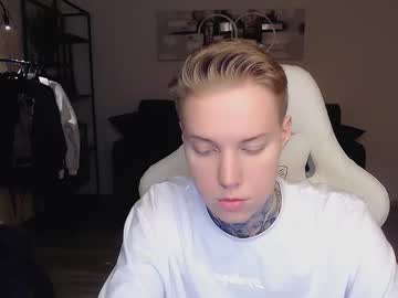 Rony_Strapony Chaturbate stream image from February 07, 2025