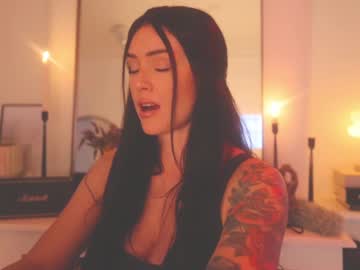 Worshipbrielle Chaturbate stream image from February 07, 2025