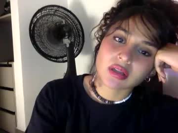 Arletnoa Chaturbate stream image from February 07, 2025
