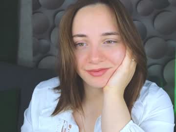 Cutesmile_Sharon Chaturbate stream image from February 07, 2025