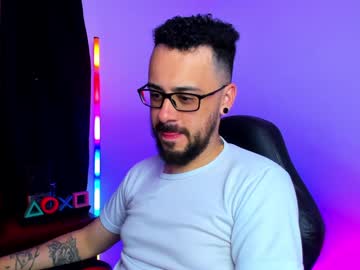 Albert_Magno Chaturbate stream image from February 07, 2025