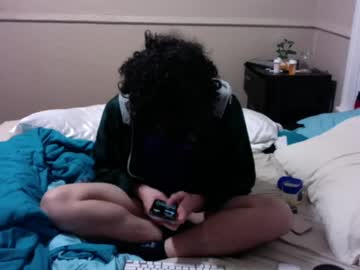 B8torbro Chaturbate stream image from February 07, 2025