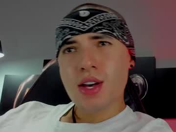 David_Jons7 Chaturbate stream image from February 07, 2025
