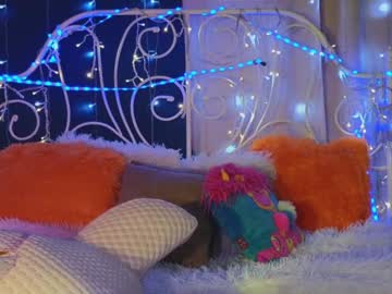 Funny_Whotsss Chaturbate stream image from February 07, 2025