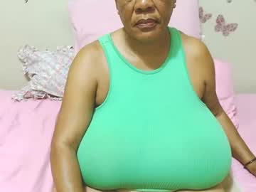 Joycemando Chaturbate stream image from February 07, 2025