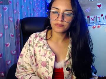 Mia_Petitebaby Chaturbate stream image from February 07, 2025