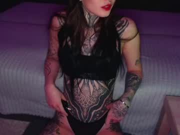 Midniightmind Chaturbate stream image from February 07, 2025