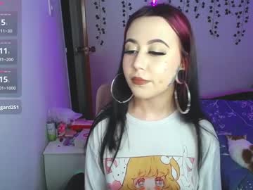 Sunset_Pienk Chaturbate stream image from February 07, 2025