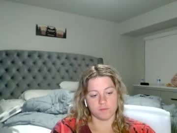 Thatprettyblondegirl Chaturbate stream image from February 07, 2025