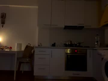 Yonise909383 Chaturbate stream image from February 07, 2025