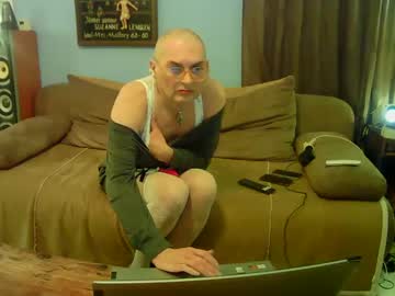 Frederiquelova Chaturbate stream image from February 07, 2025