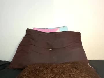 Jeyzd25 Chaturbate stream image from February 07, 2025