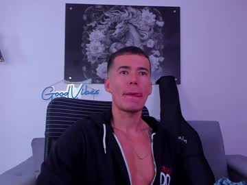 Niickcooper Chaturbate stream image from February 07, 2025
