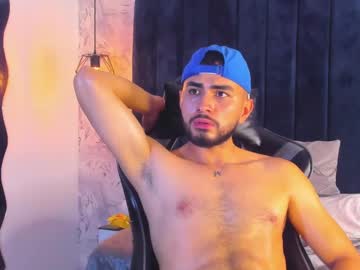 Chris_Blackwood Chaturbate stream image from February 07, 2025