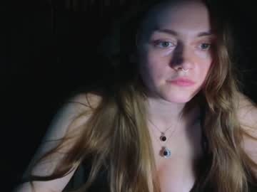 Clover_Tully Chaturbate stream image from February 07, 2025