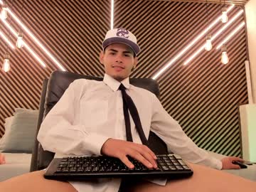 _White_Fox_ Chaturbate stream image from February 07, 2025