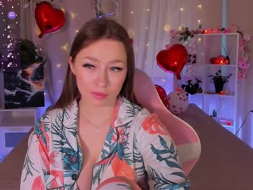 Fleurs_De_Cerisier Chaturbate stream image from February 07, 2025