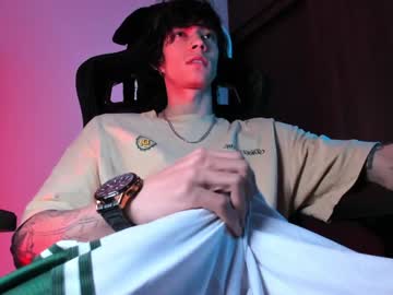 Olliver___Y Chaturbate stream image from February 07, 2025
