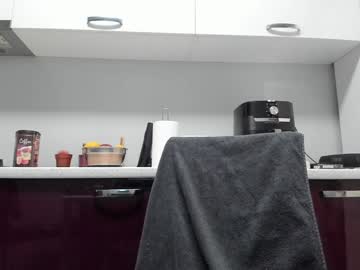 Angelsuitlove Chaturbate stream image from February 07, 2025