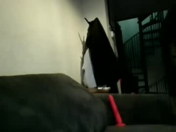 Rainidrips Chaturbate stream image from February 07, 2025