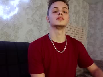 Raymartino Chaturbate stream image from February 07, 2025
