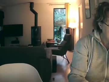 Woodwurm Chaturbate stream image from February 07, 2025